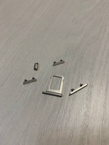 Корпус для IPhone 13 mini белый (STARLIGHT)