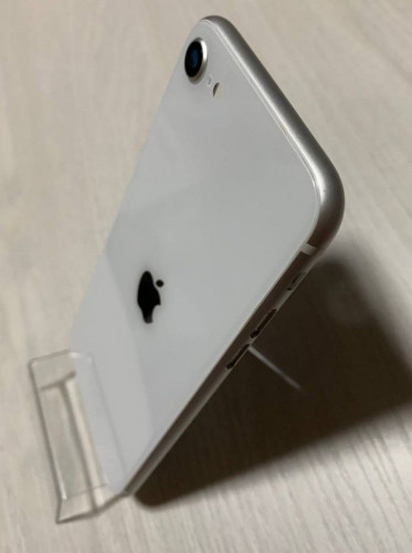 Корпус для IPhone SE 2020 белый (SILVER)