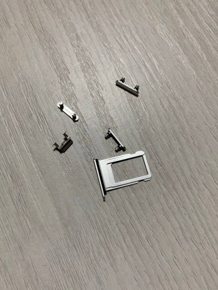 Корпус для IPhone 8 Plus белый (silver)
