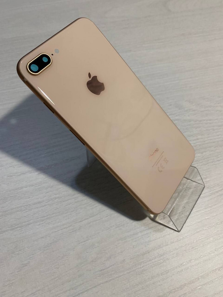 Корпус для IPhone 8 Plus золотой (gold)