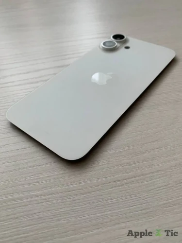 Задняя крышка iPhone 16 Plus в сборе с окошками камеры (White ) белая