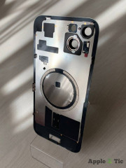 Задняя крышка iPhone 15 Plus в сборе с окошками камеры (Green) зеленая