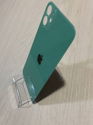 Заднее стекло (крышка) для IPhone 11 зеленое (green)