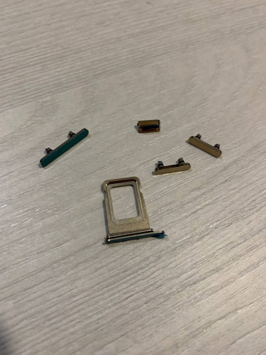 Корпус для IPhone 13 Pro золотой (GOLD)