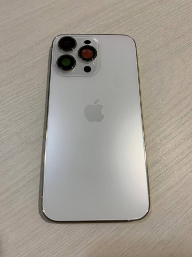 Корпус для IPhone 13 Pro белый (SILVER)