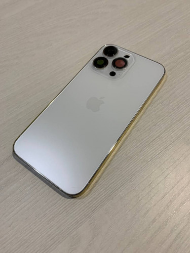 Корпус для IPhone 13 Pro белый (SILVER)