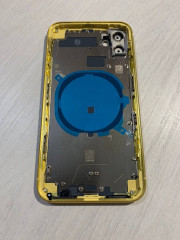 Корпус для IPhone 11 желтый (YELLOW)