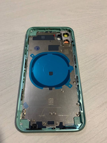 Корпус для IPhone 11 зеленый (Green)