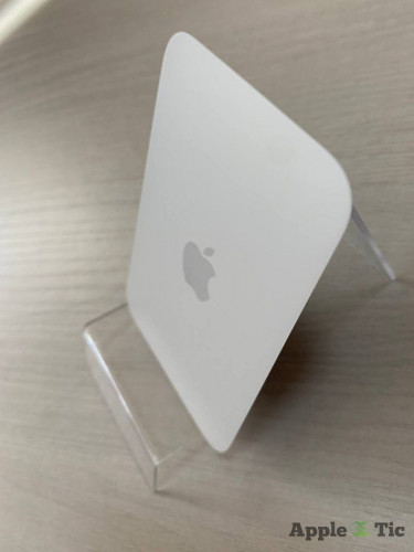 Заднее стекло (крышка) для IPhone 17 Pro белое (SILVER)