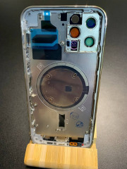 Корпус IPhone 12 Pro белый (Silver)