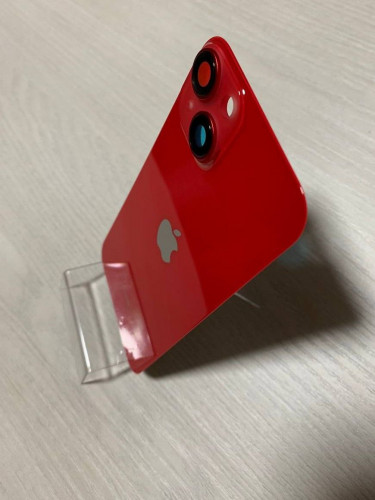iPhone 14 задняя крышка в сборе с окошками камеры (Red) Красный