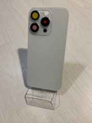 iPhone 15 Pro задняя крышка в сборе с окошками камеры (White Titanium) белый титан