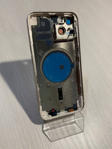 Корпус для IPhone 13 белый (STARLIGHT)