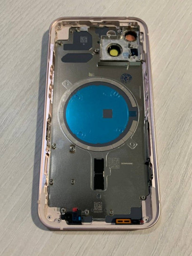 Корпус для IPhone 13 розовый (PINK)