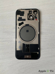 iPhone 15 задняя крышка в сборе с окошками камеры (Black) черная