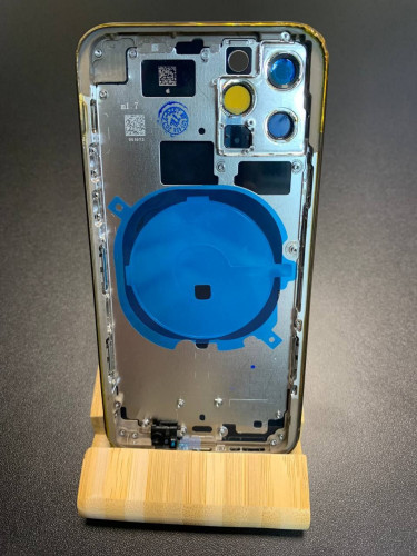 Корпус для IPhone 11 Pro золотой (GOLD)