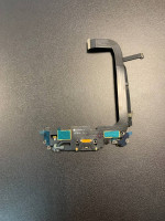 Нижний шлейф зарядки Iphone 13 Pro Max (AASP) снятый