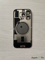 iPhone 16 Pro задняя крышка в сборе с окошками камеры (Desert Titanium) песочная