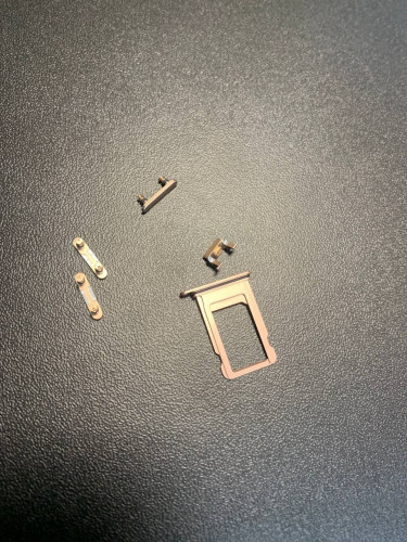 Корпус для IPhone 8 золотой (gold)