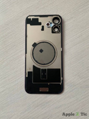 iPhone 16 Plus задняя крышка в сборе с окошками камеры (Pink) розовая