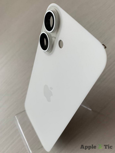  iPhone 16 задняя крышка в сборе с окошками камеры (White) белая