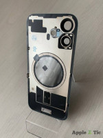 iPhone 16 задняя крышка в сборе с окошками камеры (Green) зеленая
